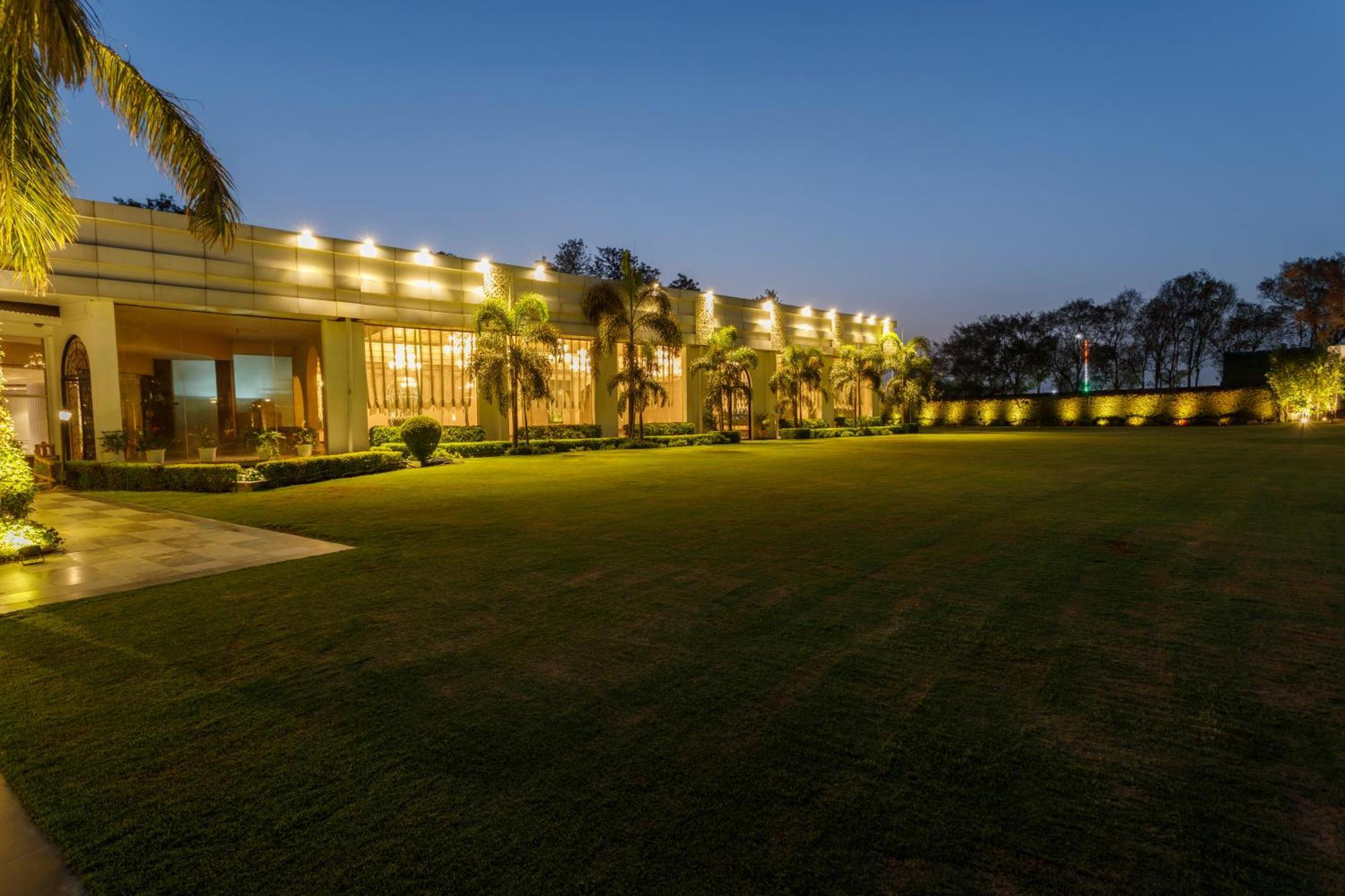 Spara Boutique Resort New Delhi Ngoại thất bức ảnh